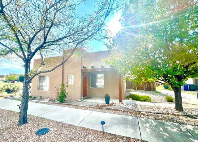 Property at 4129 New Moon Cir, Santa Fe, NM 87507, 3 beds, 2 baths