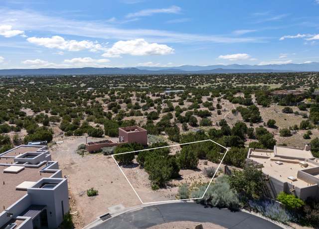 Property at 38 Camino De Vecinos, Santa Fe, NM 87507