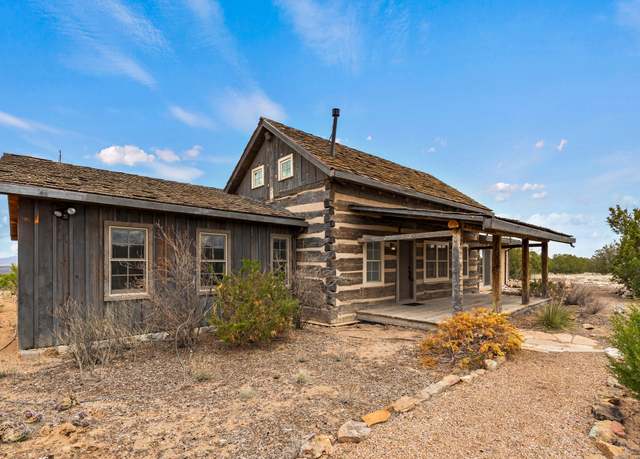Property at 84 Silver Spur Trl, Cerrillos, NM 87010, 3 beds, 2.5 baths