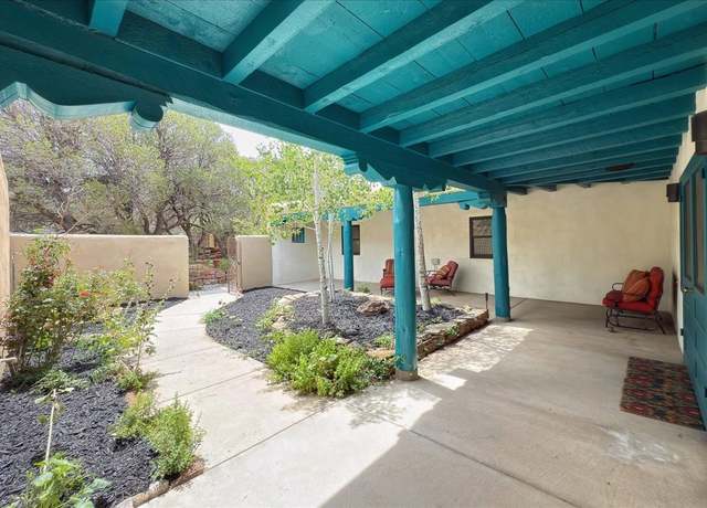 Property at 102 Calle Paula, Santa Fe, NM 87505, 4 beds, 3.5 baths