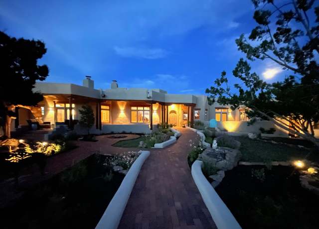 Property at 17 Longhorn Ln, Santa Fe, NM 87506, 3 beds, 2.5 baths