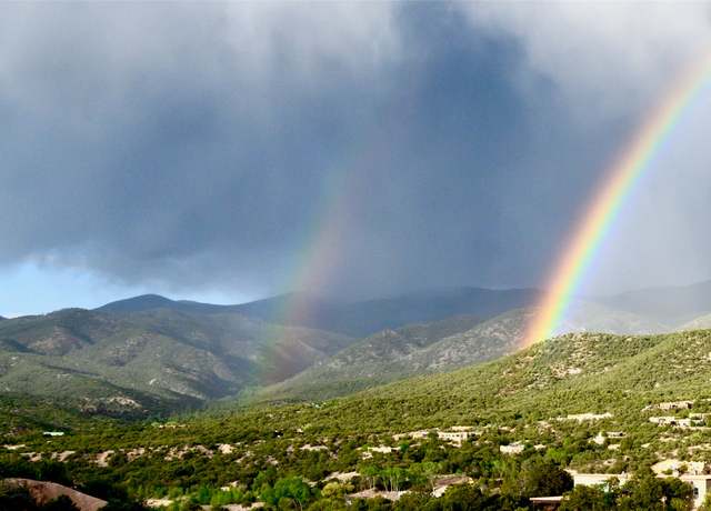 Property at 10 Bishops Trl, Santa Fe, NM 87506, 5 beds, 5.5 baths