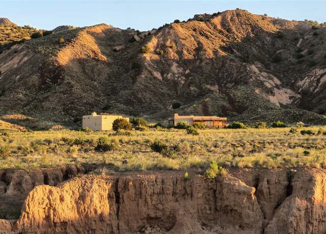 Property at 21 Canjilon St, Abiquiu, NM 87510, 2 beds, 2 baths