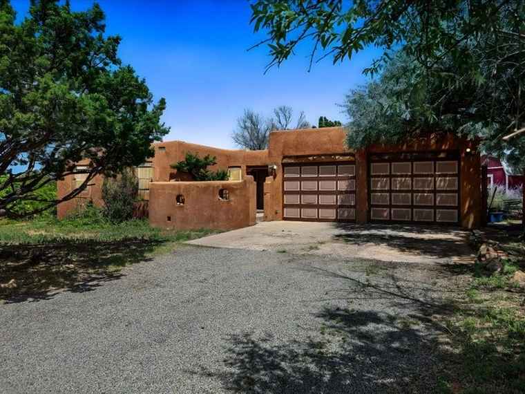 Photo of 2945 Durango Dr Santa Fe, NM 87507