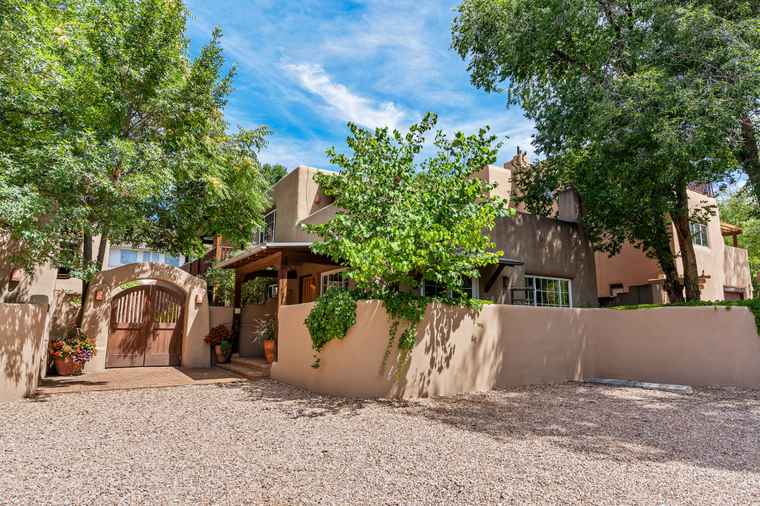 Photo of 541 E Alameda Unit B Santa Fe, NM 87501