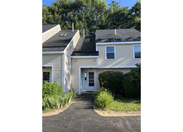 Photo of 48 Modena Dr, Concord, NH 03303