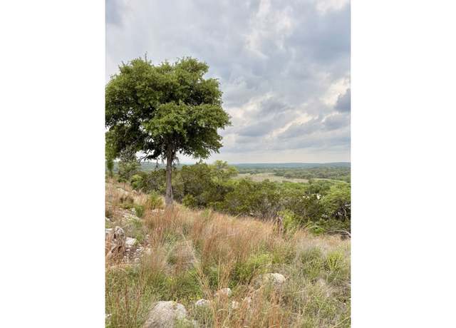 Property at 1869 Paradise Pkwy, Canyon Lake, TX 78133