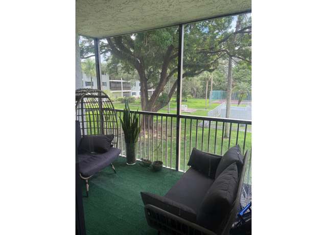 Property at 5090 SW 64th Ave, Davie, FL 33314, 2 beds, 2 baths