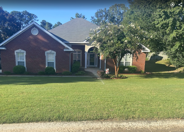 Property at 310 Barnsley Dr, Evans, GA 30809, 4 beds, 2.5 baths