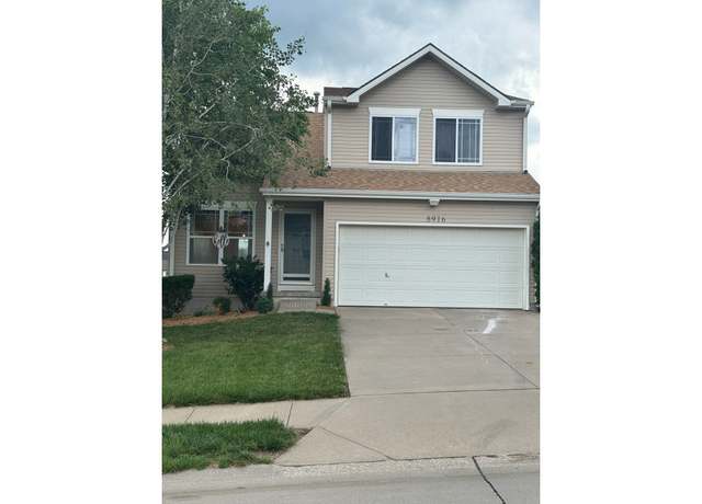Property at 8916 N 155th St, Bennington, NE 68007, 3 beds, 2.5 baths