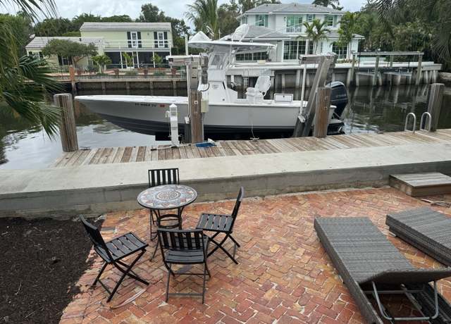 Property at 802 Andrews Ave, Delray Beach, FL 33483, 3 beds, 2.5 baths