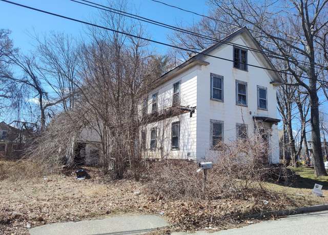 Property at 36 Grove St, Rochester, NH 03868, 3 beds, 1 bath