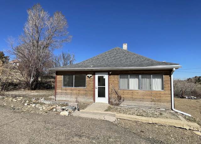 Property at 1005 E 4th St, Trinidad, CO 81082, 3 beds, 1 bath