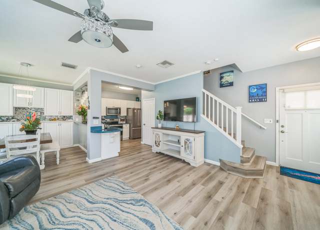 Property at 91-2222 Kanela St, Ewa Beach, HI 96706, 3 beds, 2.5 baths
