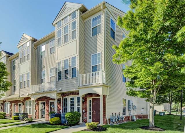 Property at 2 Michael Dr, Tinton Falls, NJ 07712, 3 beds, 2.5 baths