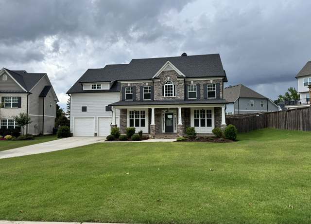 Property at 3216 Drewmore Dr, Suwanee, GA 30024, 5 beds, 3.5 baths
