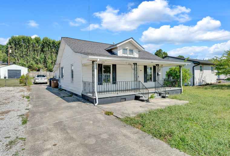 Photo of 339 Atlantic Ave Knoxville, TN 37917