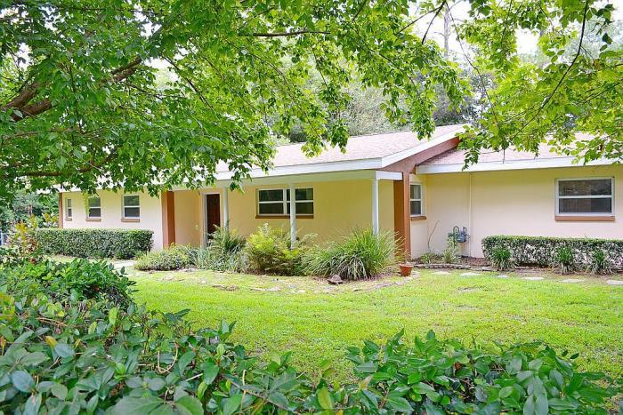 14907NW142Ter
