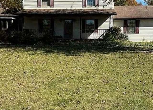 Property at 20908 New Market Rd, Marysville, IN 47141, 4 beds, 3 baths