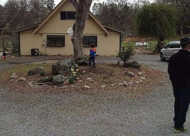 Property at 13489 Yorkshire Rd, Groveland, CA 95321, 3 beds, 2 baths