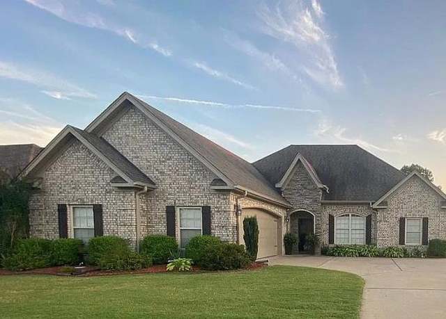 Property at 8300 Sapphire Dr, Alexander, AR 72002, 4 beds, 2 baths
