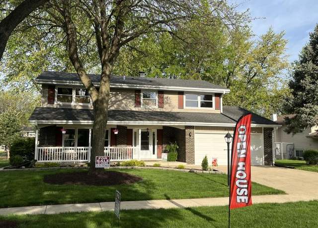 Property at 6S184 Lakewood Dr, Naperville, IL 60540, 4 beds, 2.5 baths