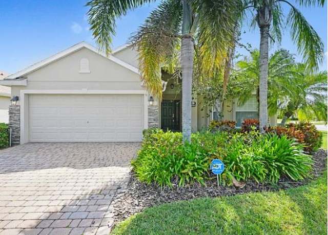 Property at 6965 Renshaw Dr, Melbourne, FL 32940, 4 beds, 3 baths