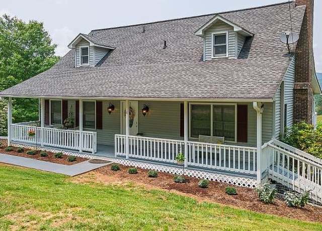 Property at 150 Lauren Ln, Franklin, NC 28734, 4 beds, 3 baths