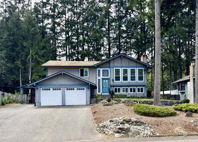Property at 5460 Pineridge Dr NE, Bremerton, WA 98311, 4 beds, 3 baths