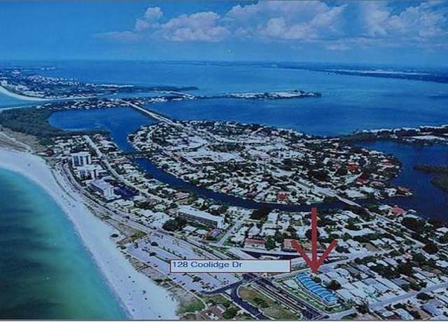 Property at 128 Coolidge Dr, Sarasota, FL 34236, 3 beds, 2 baths