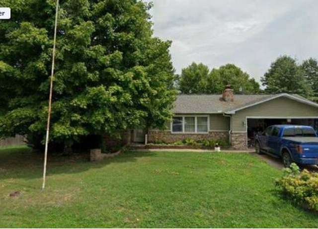 Property at 701 Sierra Dr, Mountain Home, AR 72653, 3 beds, 2.5 baths