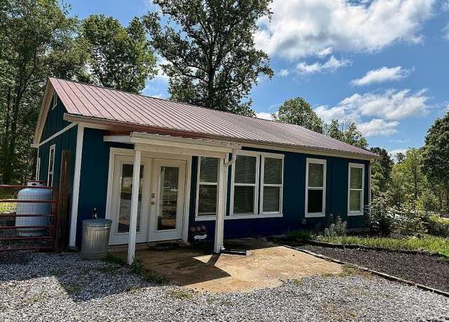 Property at 185 Lakeview Way, Martin, GA 30557, 1 bed, 1 bath