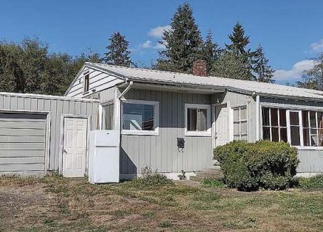 Property at 1210 Willapa St, Raymond, WA 98577, 2 beds, 1 bath