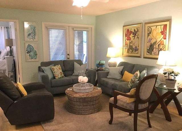 Property at 5001 Grande Dr Apt 312, Pensacola, FL 32504, 2 beds, 2 baths