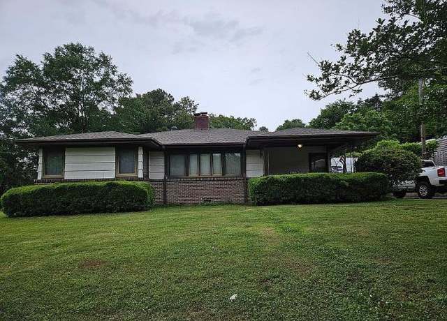 Property at 2640 1st St, Trafford, AL 35172, 3 beds, 2 baths
