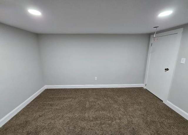 Property at 2813 S Monroe St, Muncie, IN 47302, 4 beds, 1 bath