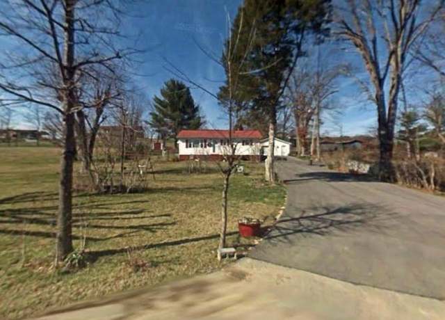 Property at 145 Hutton Ln, Bean Station, TN 37708, 3 beds, 1 bath