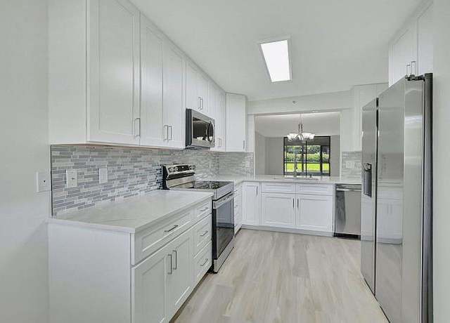 Property at 15422 Lakes of Delray Blvd #105, Delray Beach, FL 33484, 2 beds, 2 baths