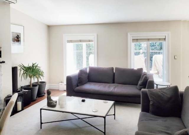 Property at 135 Henry St Apt 5, Brooklyn, NY 11201, 2 beds, 2 baths
