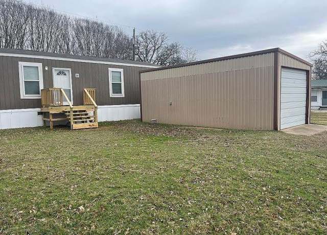 Property at 35 Mallard Dr, Mead, OK 73449, 3 beds, 2 baths
