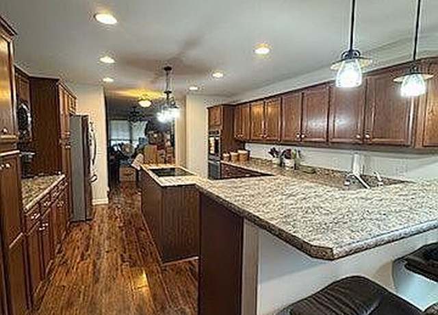 Property at 5961 Rock Hall Rd, Rock Hall, MD 21661, 8 beds, 6 baths