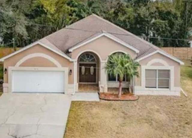 Property at 1833 Hillcrest St, Tarpon Springs, FL 34689, 3 beds, 2.5 baths