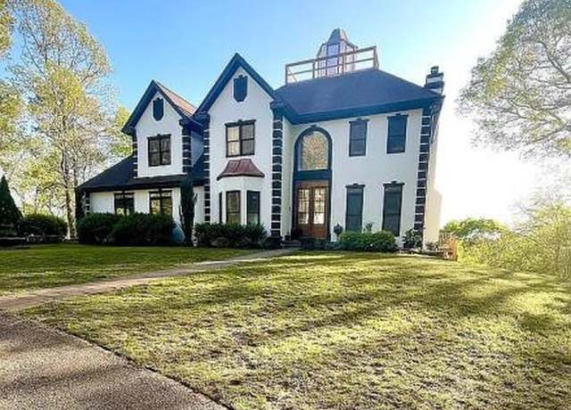 Property at 1761 Valley View Rd, Covington, GA 30016, 5 beds, 3.5 baths