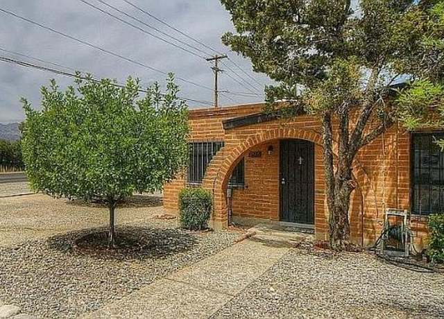Property at 3176 N Vista del Forte Dr, Tucson, AZ 85712, 2 beds, 2 baths