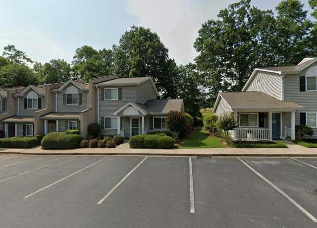 Property at 109 Perkins Pl, Seneca, SC 29678, 3 beds, 2 baths