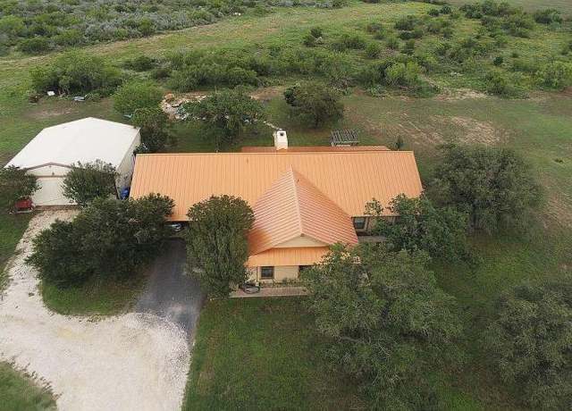 Property at 115 Private Road 4455 #4455, Uvalde, TX 78801, 4 beds, 3 baths