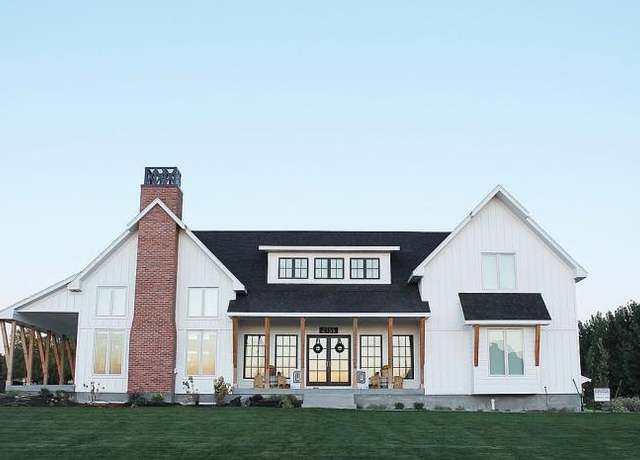 Property at 2155 S Foothill Rd, Ammon, ID 83401, 6 beds, 3.5 baths