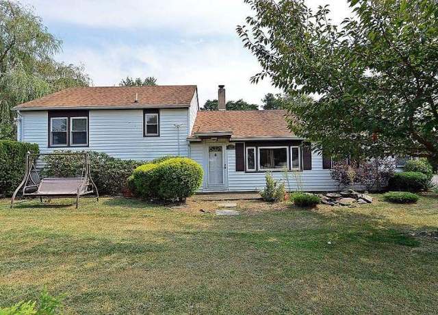 Property at 47 Freewood St, Howell, NJ 07731, 3 beds, 1 bath