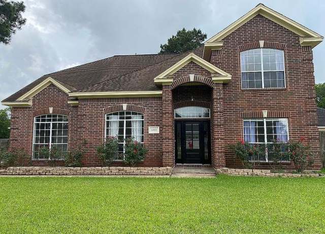 Property at 8055 Gleneagles Dr, Beaumont, TX 77707, 4 beds, 3 baths