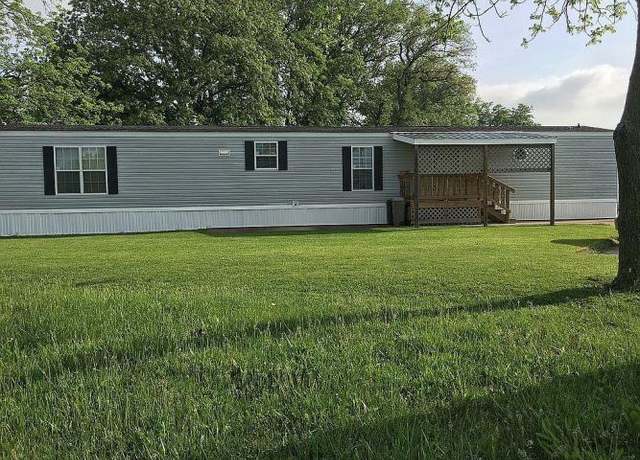 Property at 133 Maplewood Ln #133, London, OH 43140, 3 beds, 2 baths